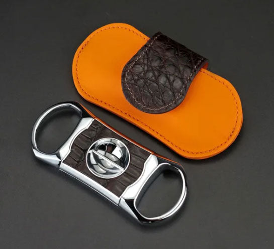 Brizard & Co Caiman Tobacco and Racing Orange V Cutter with Pouch